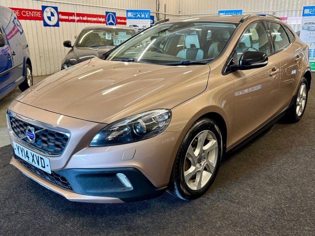 Used Volvo V40 2014 for sale - 77920024: Photo 3