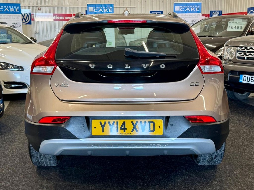 Used Volvo V40 2014 for sale - 77920024: Photo 5
