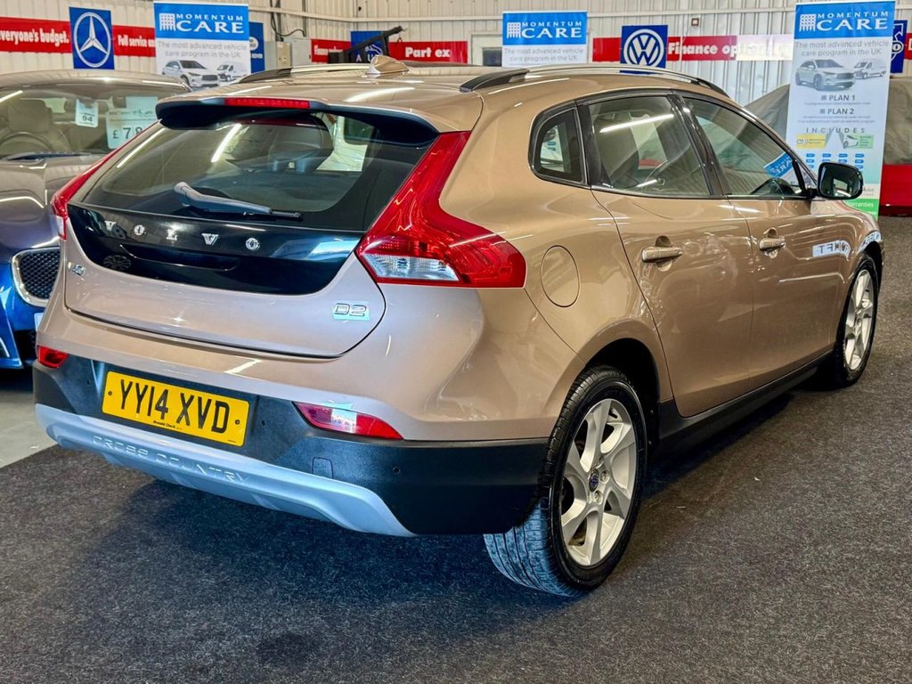 Used Volvo V40 2014 for sale - 77920024: Photo 7