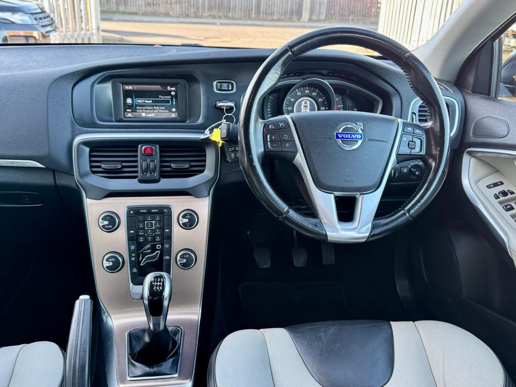 Used Volvo V40 2014 for sale - 77920024: Photo 9