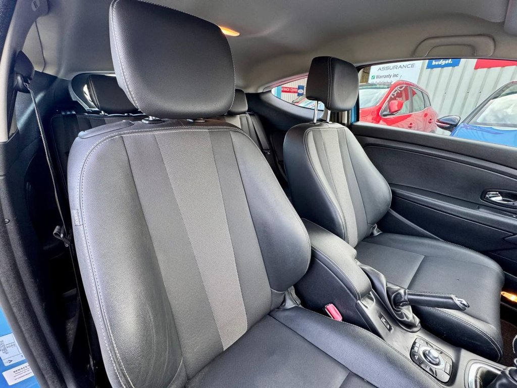 Used Renault Megane 2015 for sale - 77897615: Photo 11