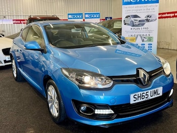 Used Renault Megane 2015 for sale - 77897615: Photo