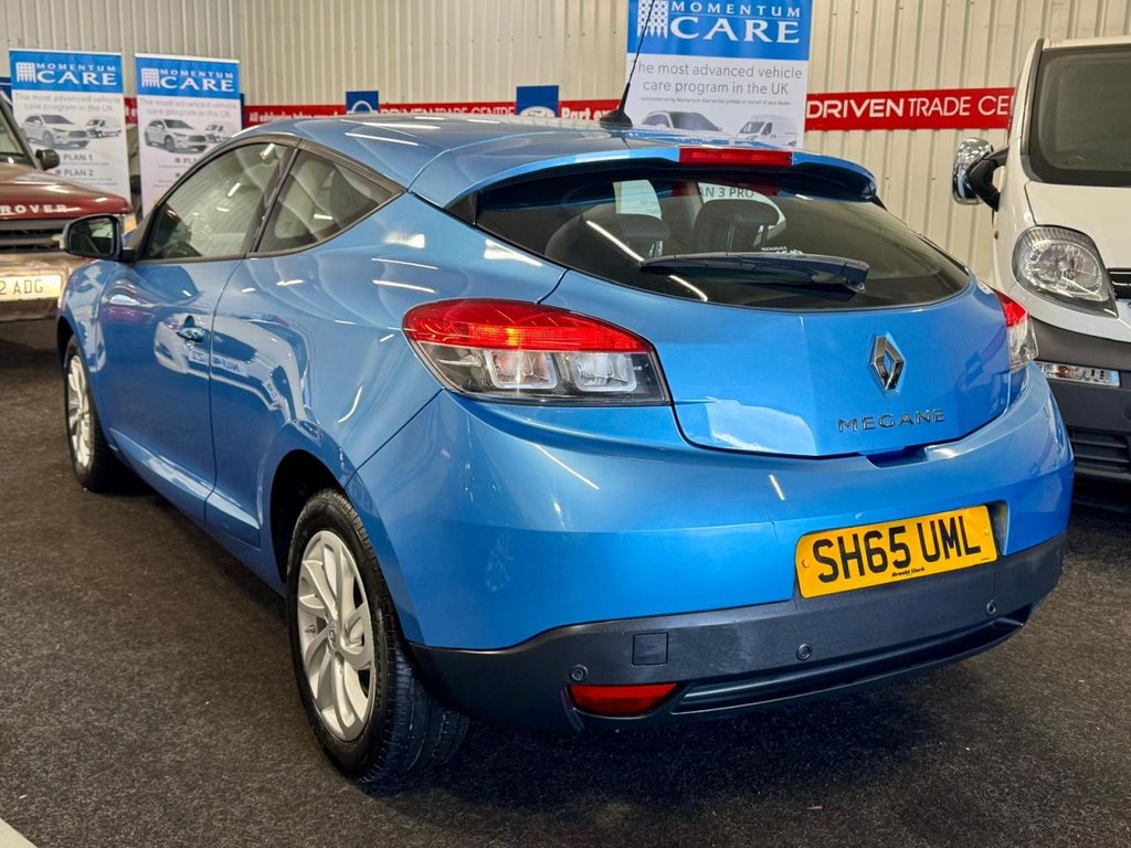Used Renault Megane 2015 for sale - 77897615: Photo 4