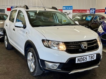 Used Dacia Sandero Stepway 2015 for sale - 78414448: Photo