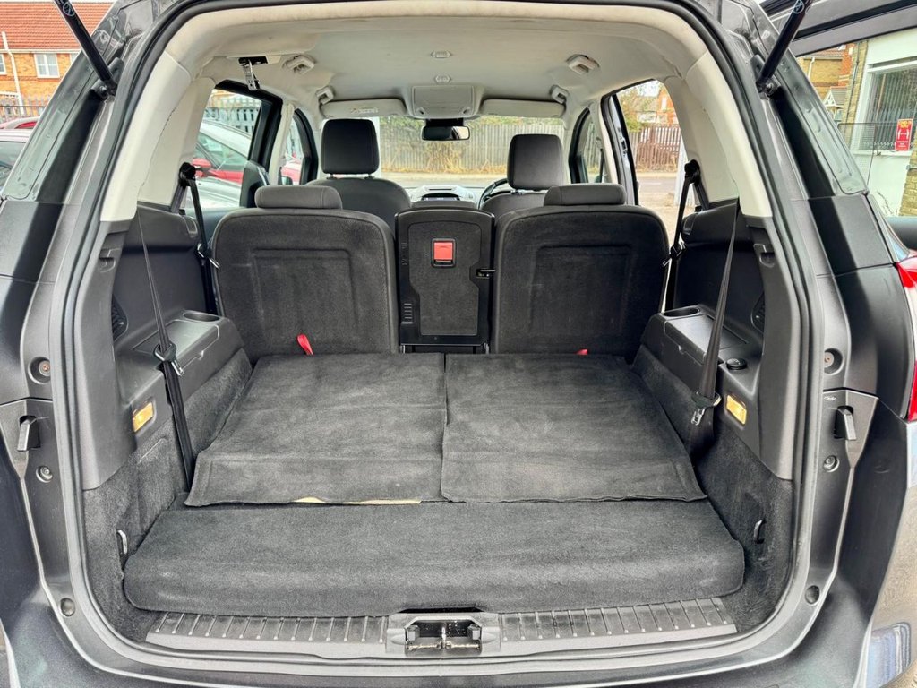 Used Ford Grand C-Max 2018 for sale - 77258139: Photo 8