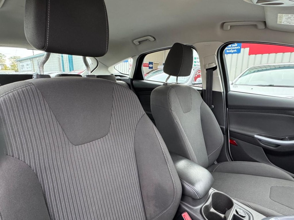 Used Ford Focus 2014 for sale - 77258106: Photo 13