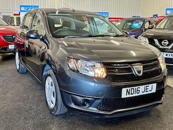 Used Dacia Sandero 2016 for sale - 79857129: Photo