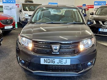 Used Dacia Sandero 2016 for sale - 79857129: Photo