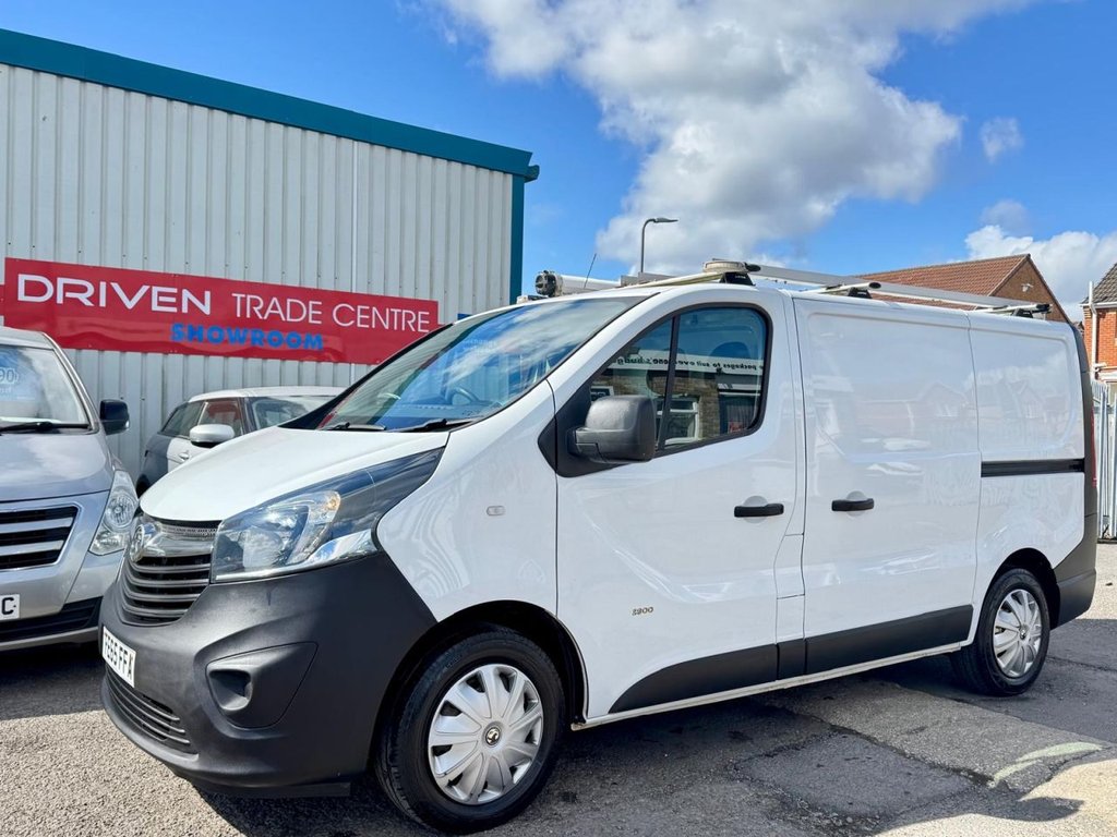 Used Vauxhall Vivaro 2015 for sale - 78140733: Photo 2