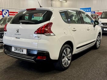 Used Peugeot 3008 2015 for sale - 79655015: Photo