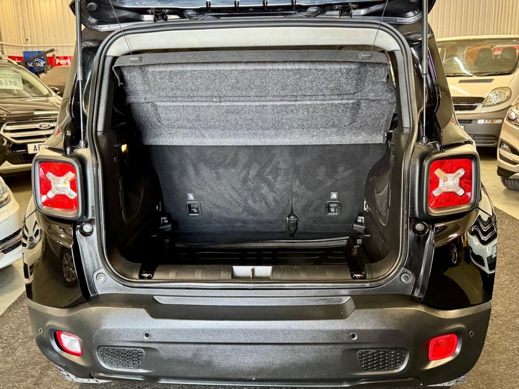 Used Jeep Renegade 2016 for sale - 78172449: Photo 7