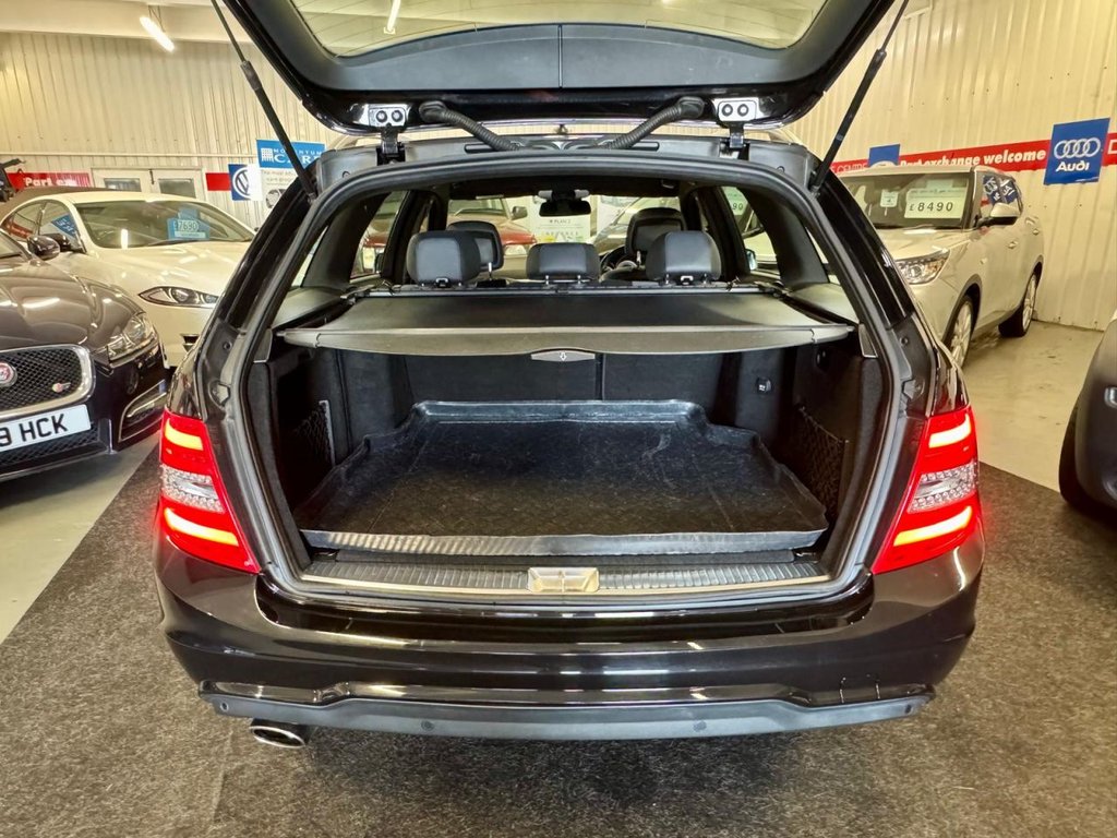 Used Mercedes-Benz C Class 2012 for sale - 77734379: Photo 4