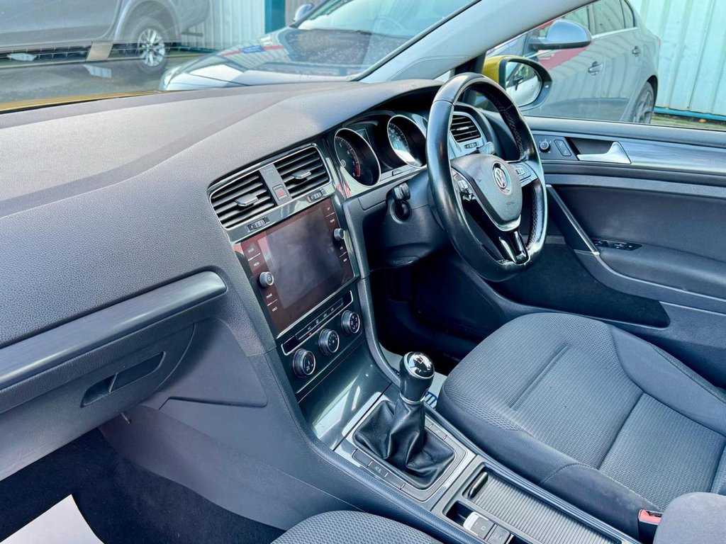 Used Volkswagen Golf 2017 for sale - 77258138: Photo 14