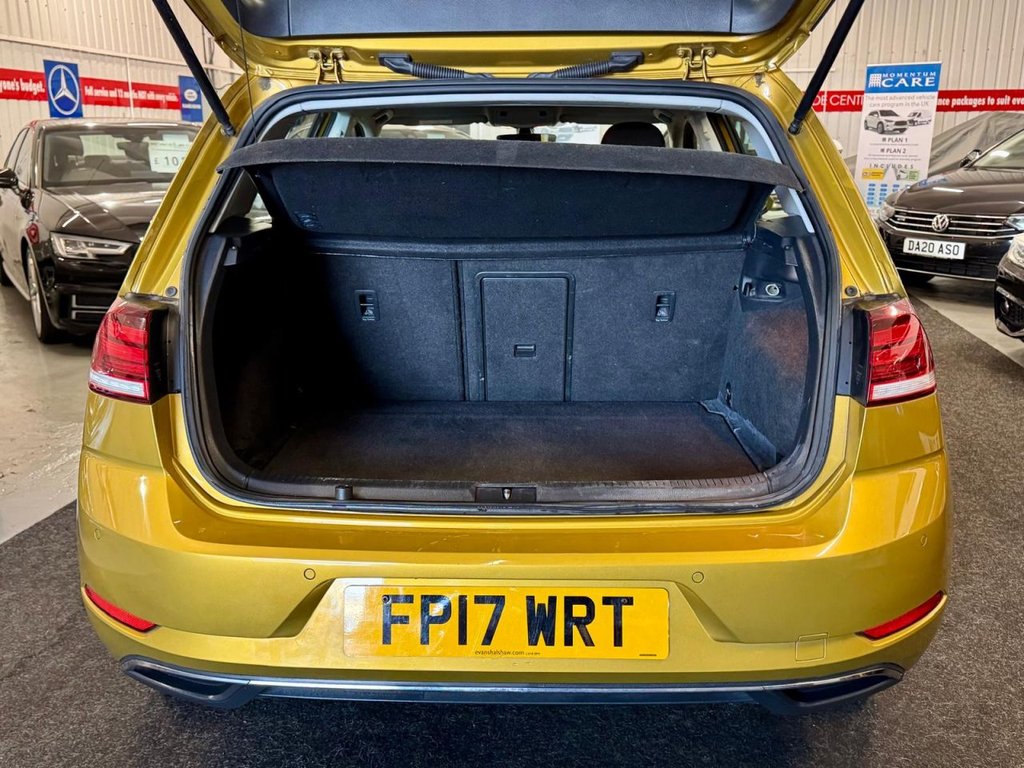 Used Volkswagen Golf 2017 for sale - 77258138: Photo 9