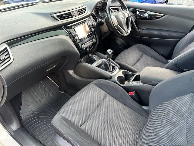 Used Nissan Qashqai 2016 for sale - 77258104: Photo 11