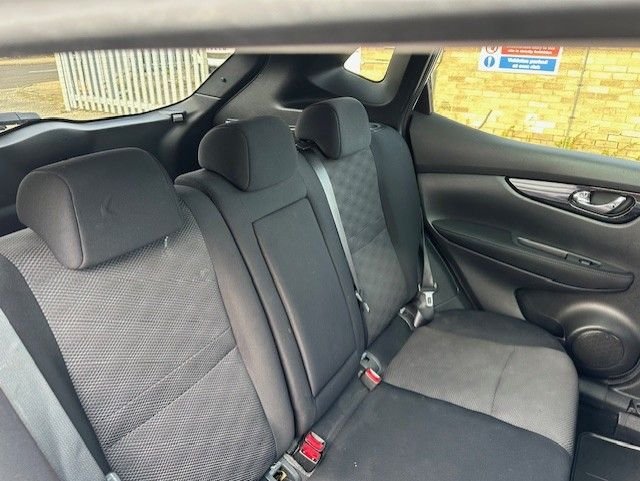 Used Nissan Qashqai 2016 for sale - 77258104: Photo 12