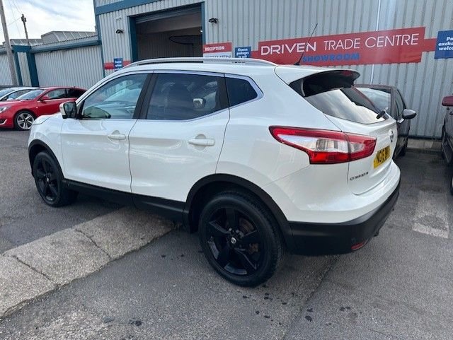 Used Nissan Qashqai 2016 for sale - 77258104: Photo 6