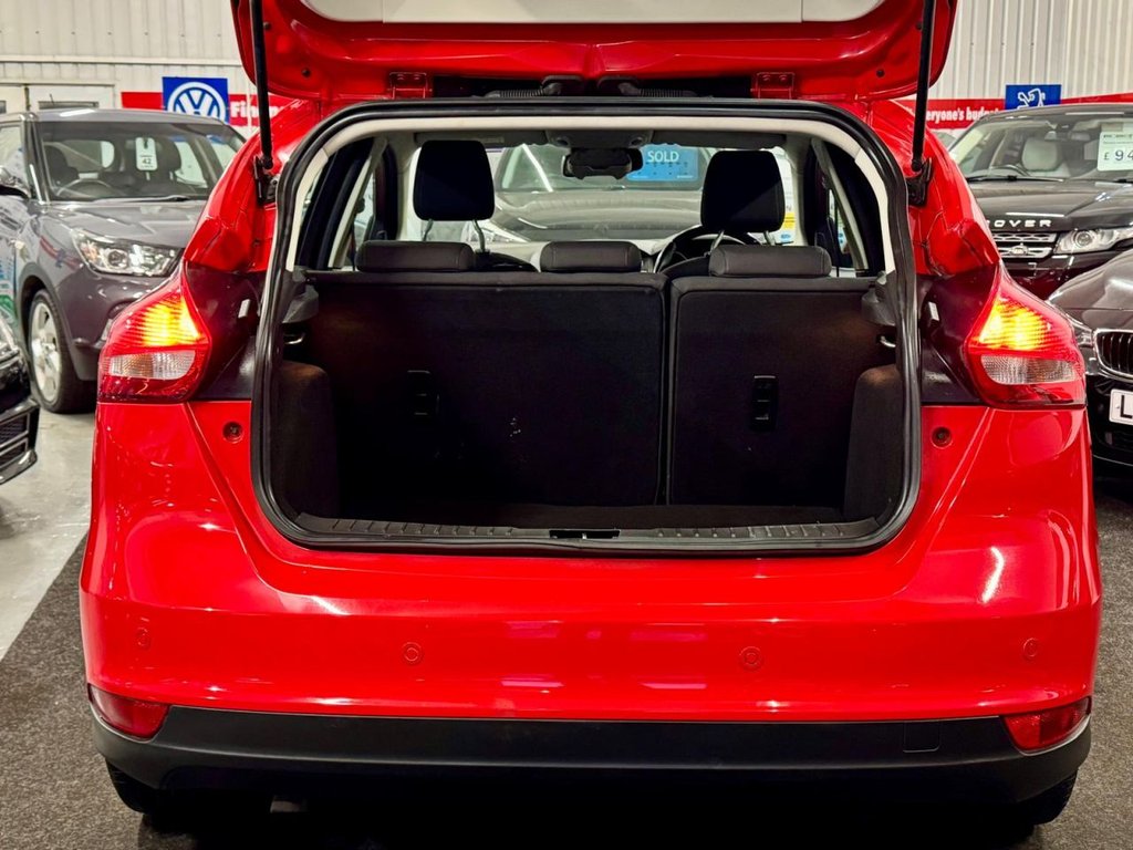 Used Ford Focus 2015 for sale - 77327973: Photo 6