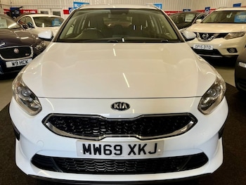 Used Kia Ceed 2019 for sale - 77654803: Photo