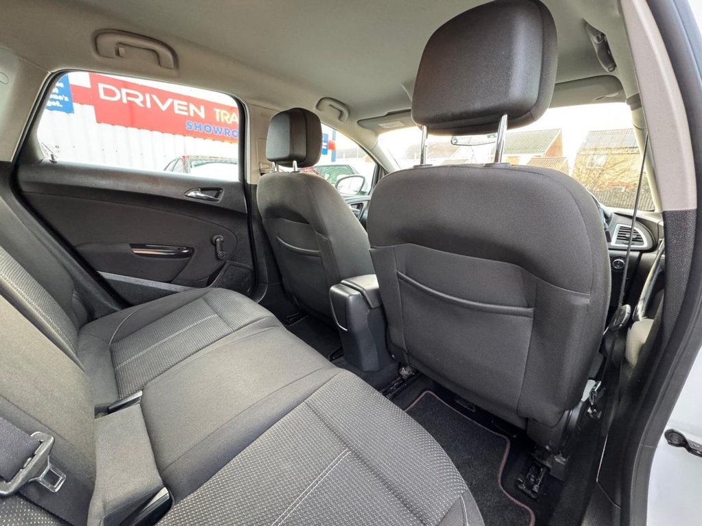 Used Vauxhall Astra 2014 for sale - 77765563: Photo 13