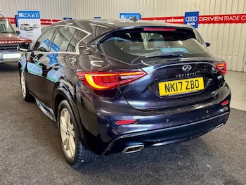 Used Infiniti Q30 2017 for sale - 78487215: Photo
