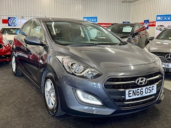 Used Hyundai i30 2016 for sale - 78538405: Photo
