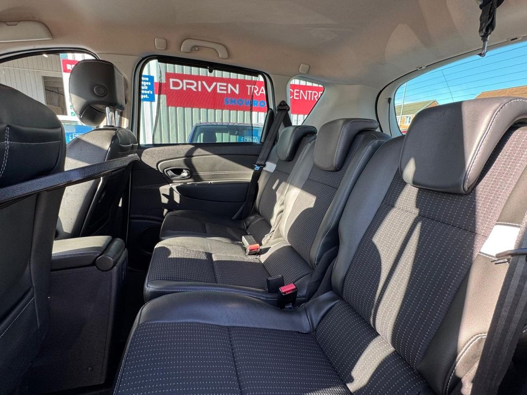 Used Renault Scenic 2015 for sale - 77952691: Photo 18