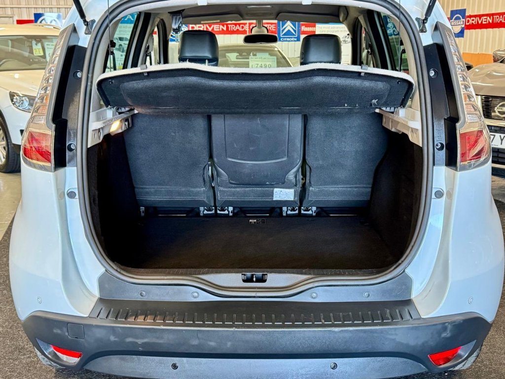 Used Renault Scenic 2015 for sale - 77952691: Photo 5