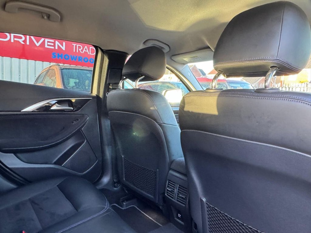 Used Infiniti Q30 2017 for sale - 77258118: Photo 16