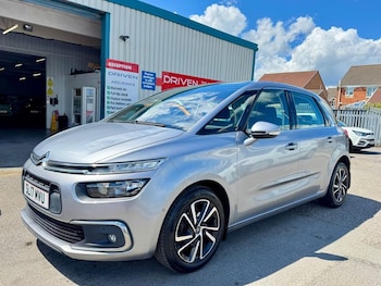 Used Citroen C4 Picasso 2017 for sale - 79046127: Photo