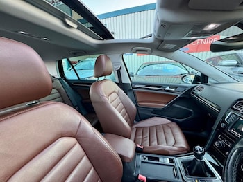 Used Volkswagen Golf 2016 for sale - 78330093: Photo