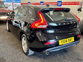 Used Volvo V40 2014 for sale - 77748791: Photo