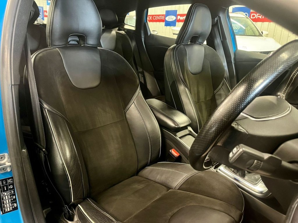 Used Volvo V40 2015 for sale - 77654791: Photo 10