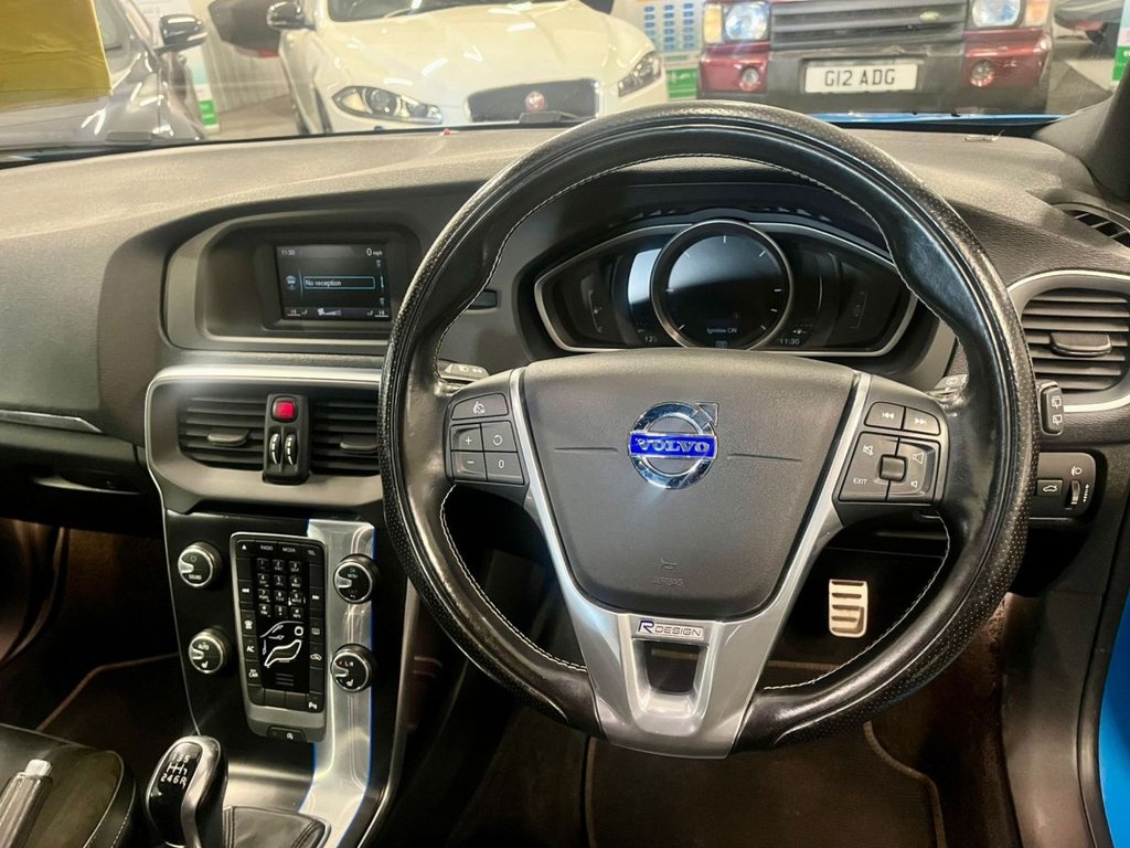 Used Volvo V40 2015 for sale - 77654791: Photo 8