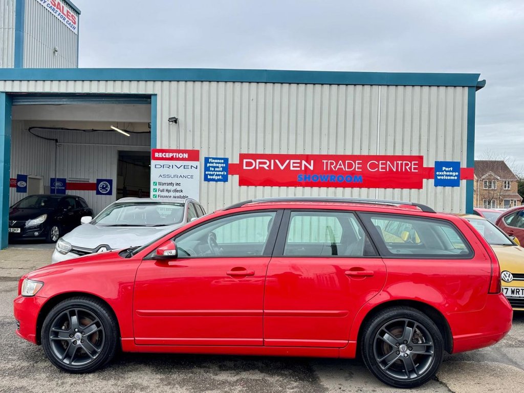 Used Volvo V50 2010 for sale - 77692899: Photo 10