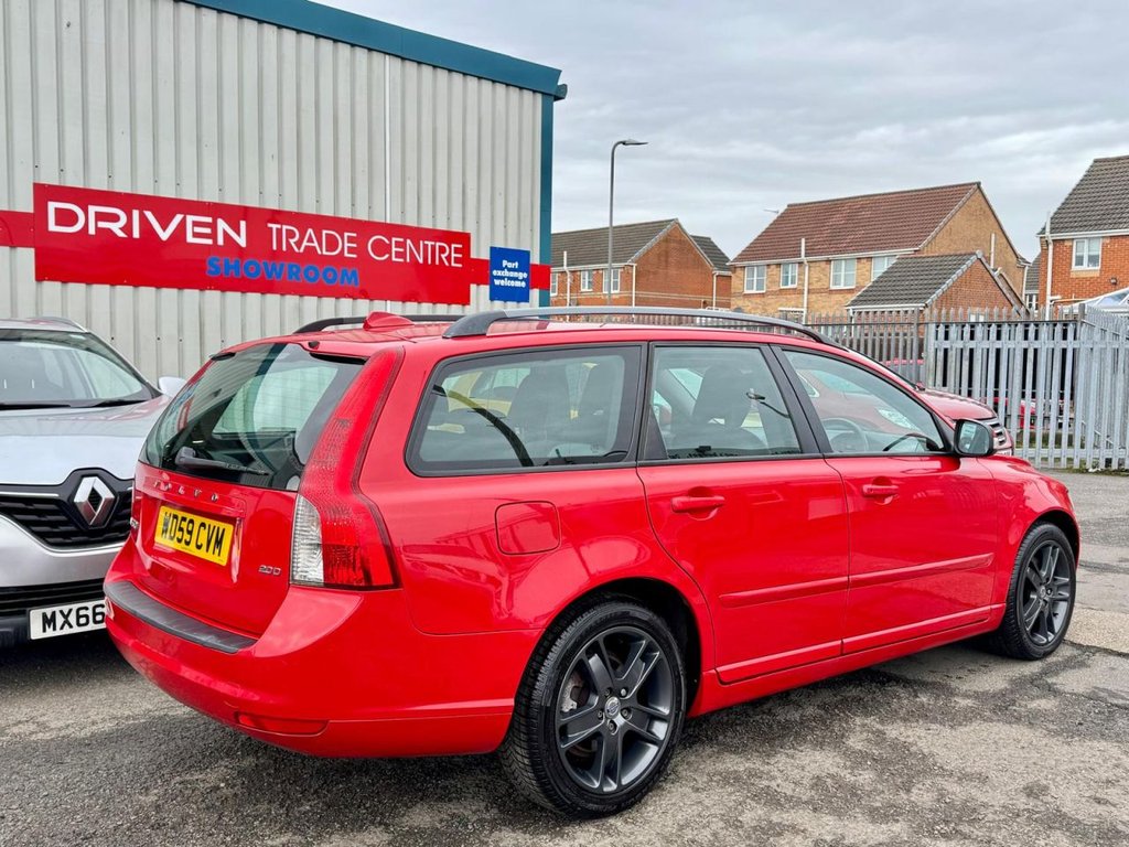 Used Volvo V50 2010 for sale - 77692899: Photo 11