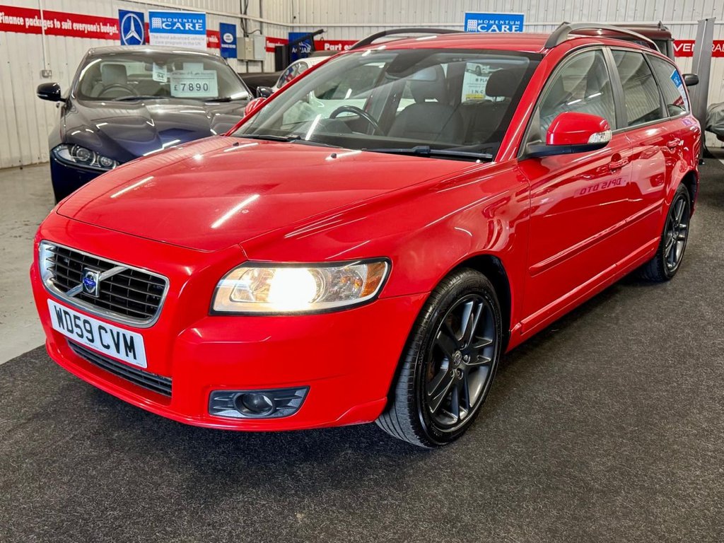 Used Volvo V50 2010 for sale - 77692899: Photo 2