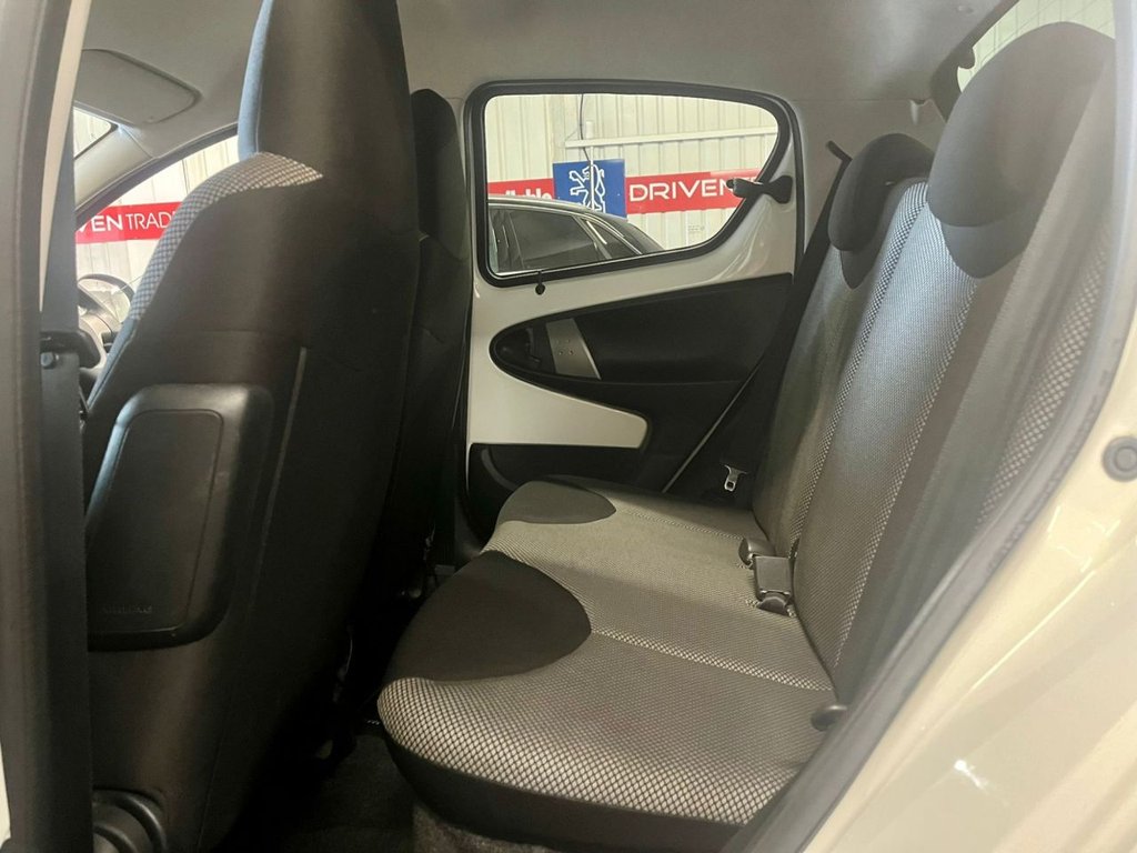 Used Toyota AYGO 2013 for sale - 77654944: Photo 11