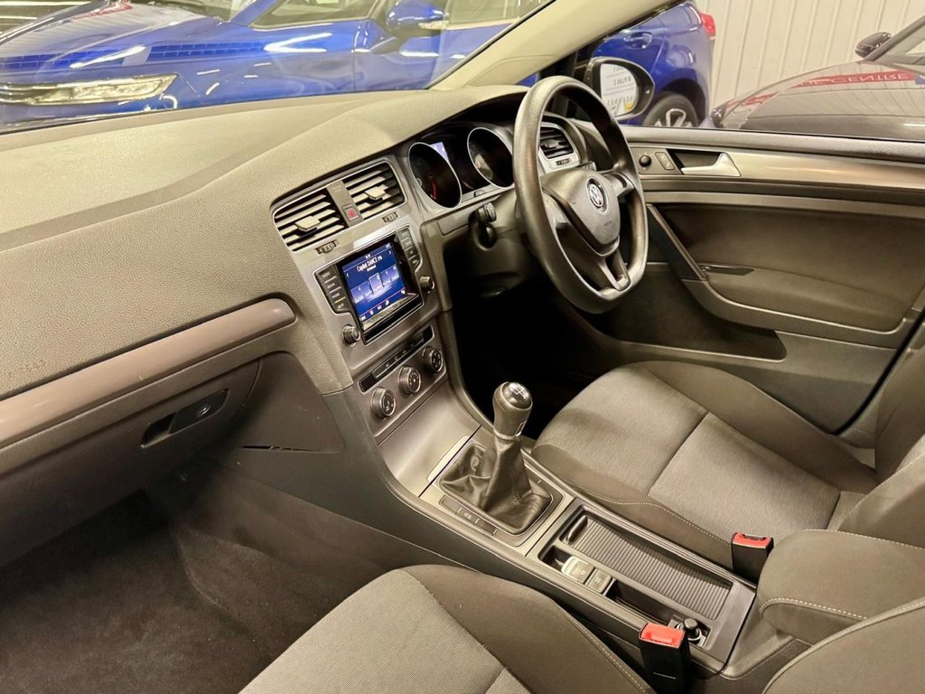 Used Volkswagen Golf 2013 for sale - 77258134: Photo 9