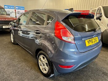 Used Ford Fiesta 2015 for sale - 77748174: Photo