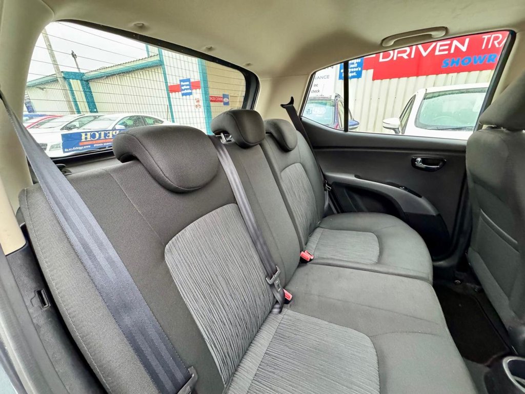 Used Hyundai i10 2013 for sale - 77302626: Photo 11