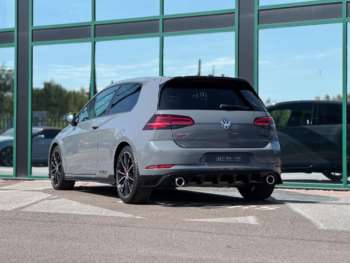 Used Volkswagen Golf 2019 for sale - 74750639: Photo