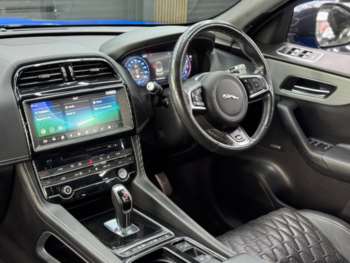 Used Jaguar F-Pace 2019 for sale - 75102792: Photo