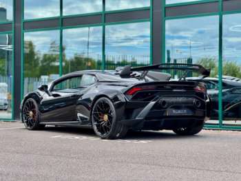 Used Lamborghini Huracan 2022 for sale - 75154048: Photo
