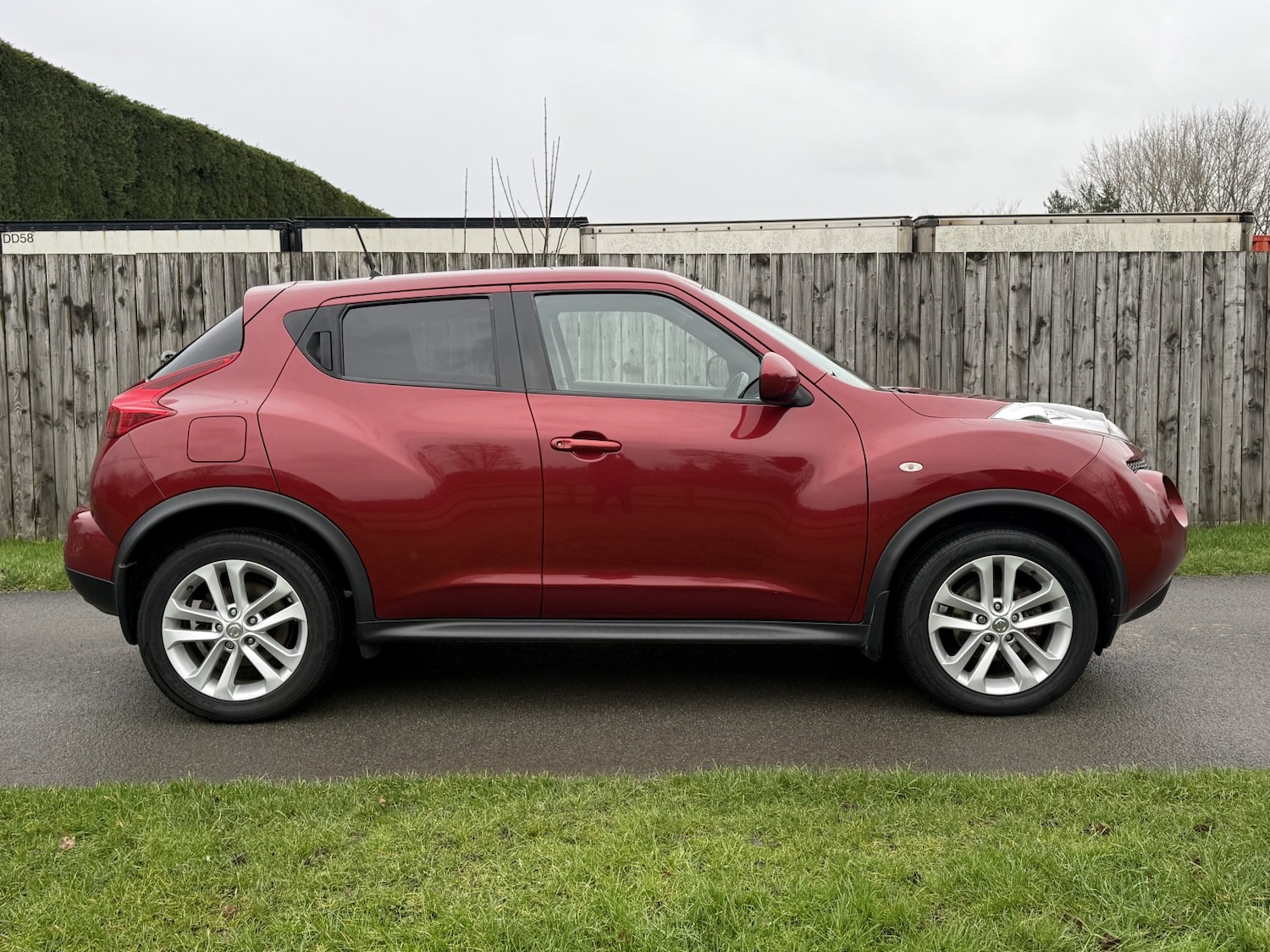 Used Nissan Juke 2010 for sale - 77522007: Photo 8