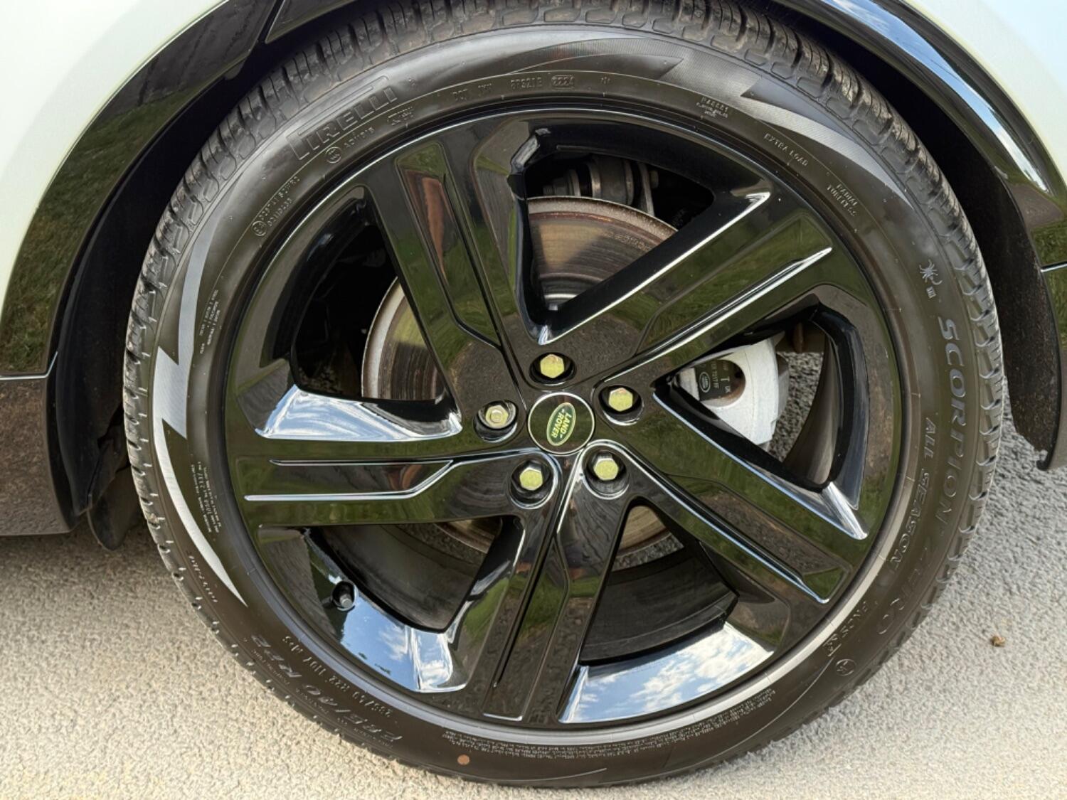 Used Land Rover Discovery 2023 for sale - 77014848: Photo 30