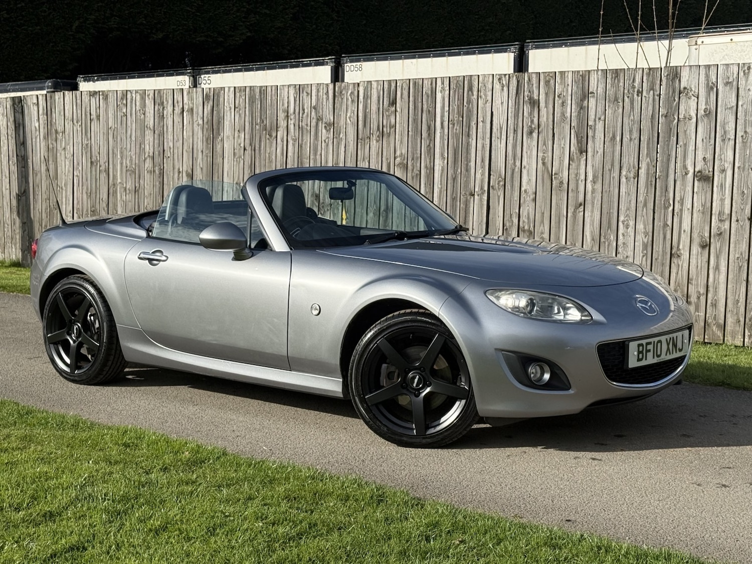 Used Mazda MX-5 2010 for sale - 78057018: Photo 1