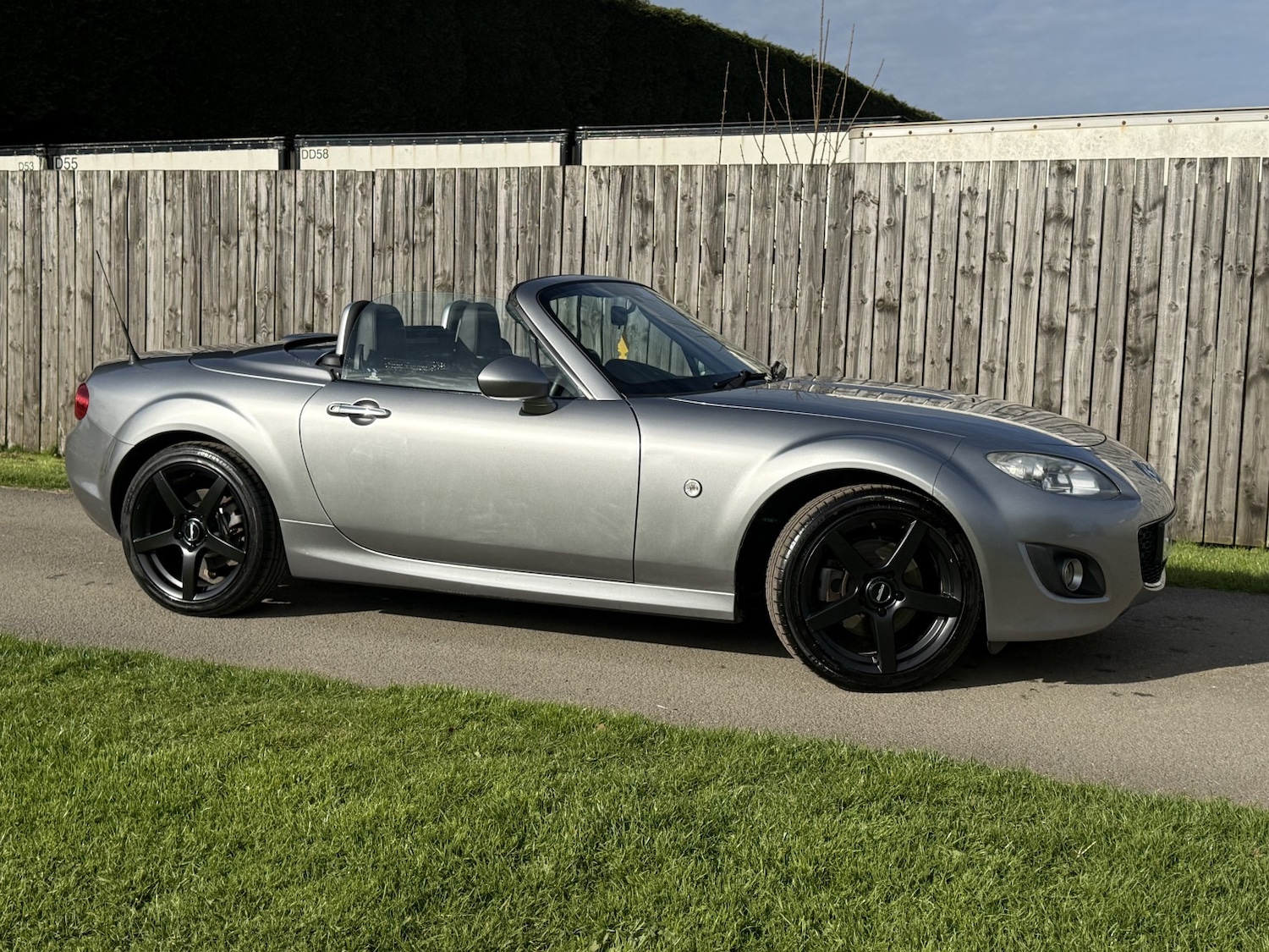 Used Mazda MX-5 2010 for sale - 78057018: Photo 8
