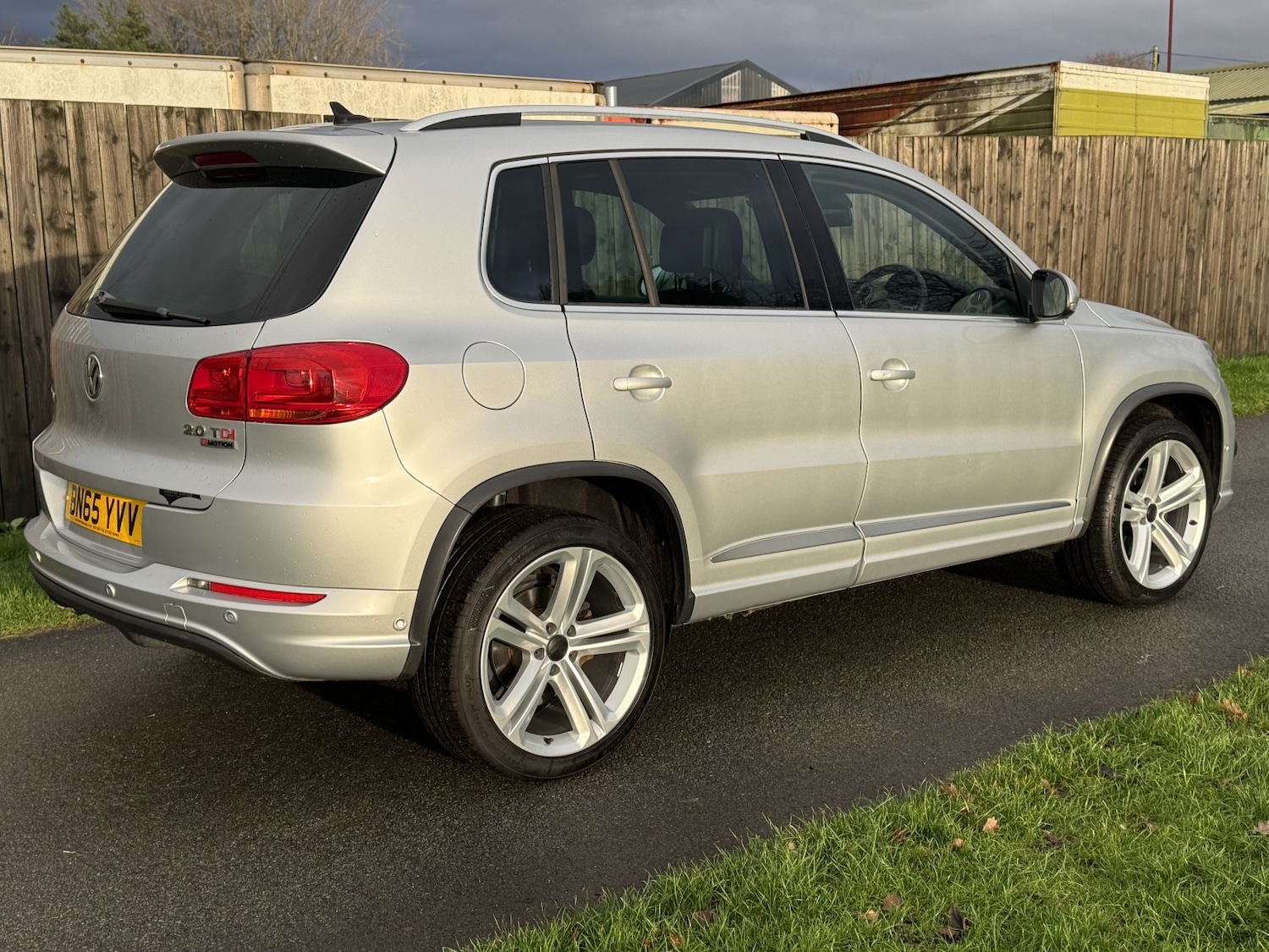 Used Volkswagen Tiguan 2015 for sale - 76986790: Photo 10