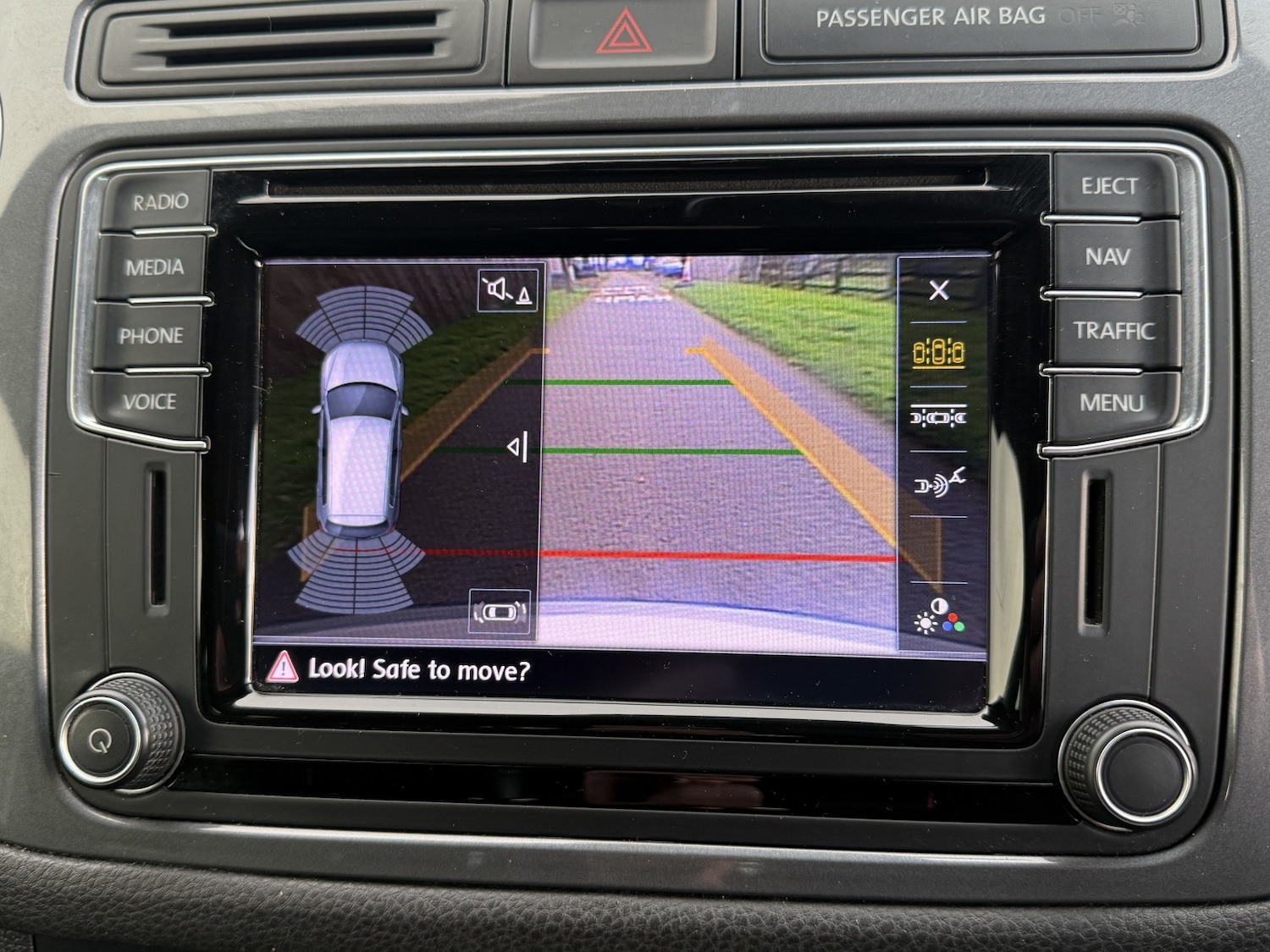 Used Volkswagen Tiguan 2015 for sale - 76986790: Photo 11